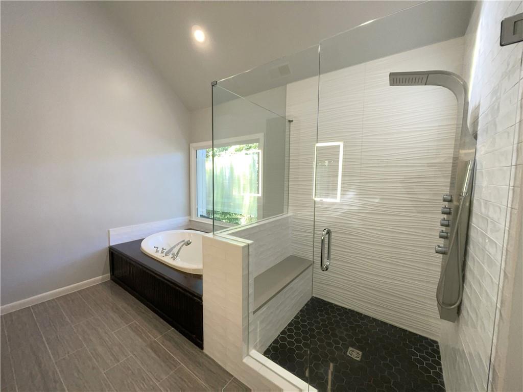 Hampton Woods - Residential