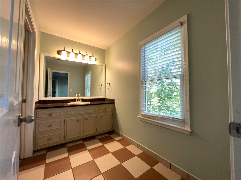 Hampton Woods - Residential
