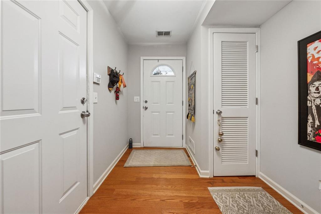 200 Valley Crossing, Canton, Georgia image 5