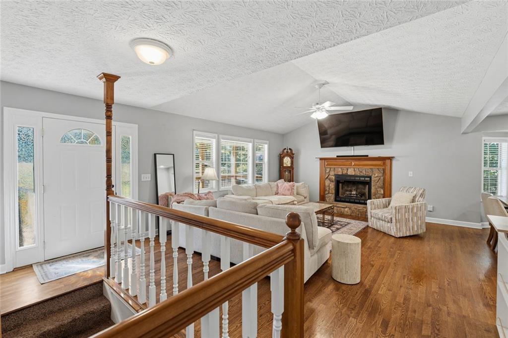 1590 Kimberly Place