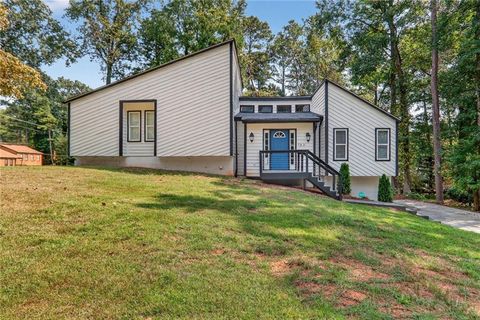 783 Lost Creek Circle Stone Mountain GA 30088