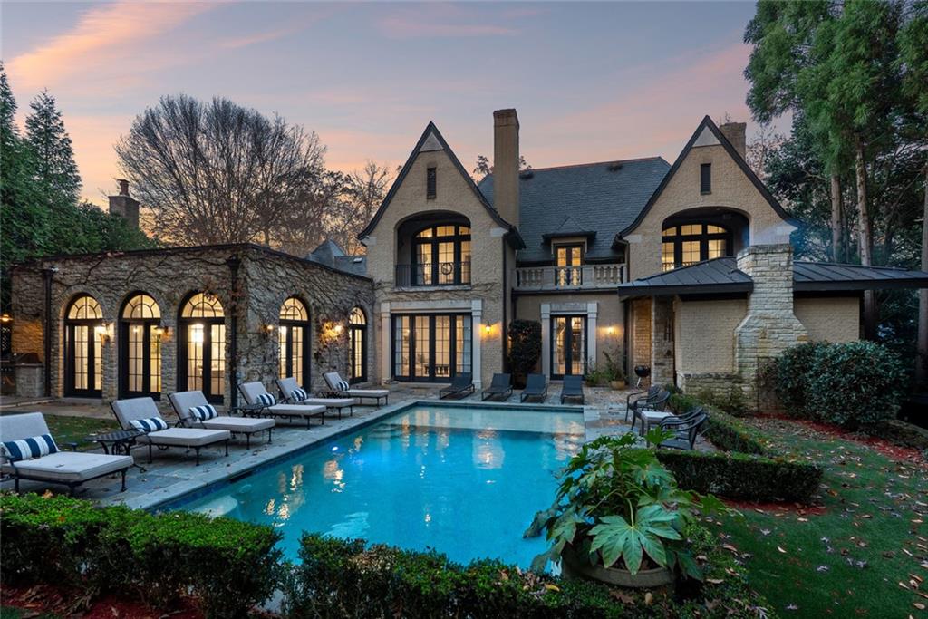 675 W Paces Ferry Road NW 13