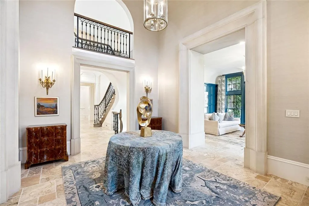 Atlanta, Georgia 30327, United States, 5 Bedrooms Bedrooms, ,7 BathroomsBathrooms,Residential,Active,250045