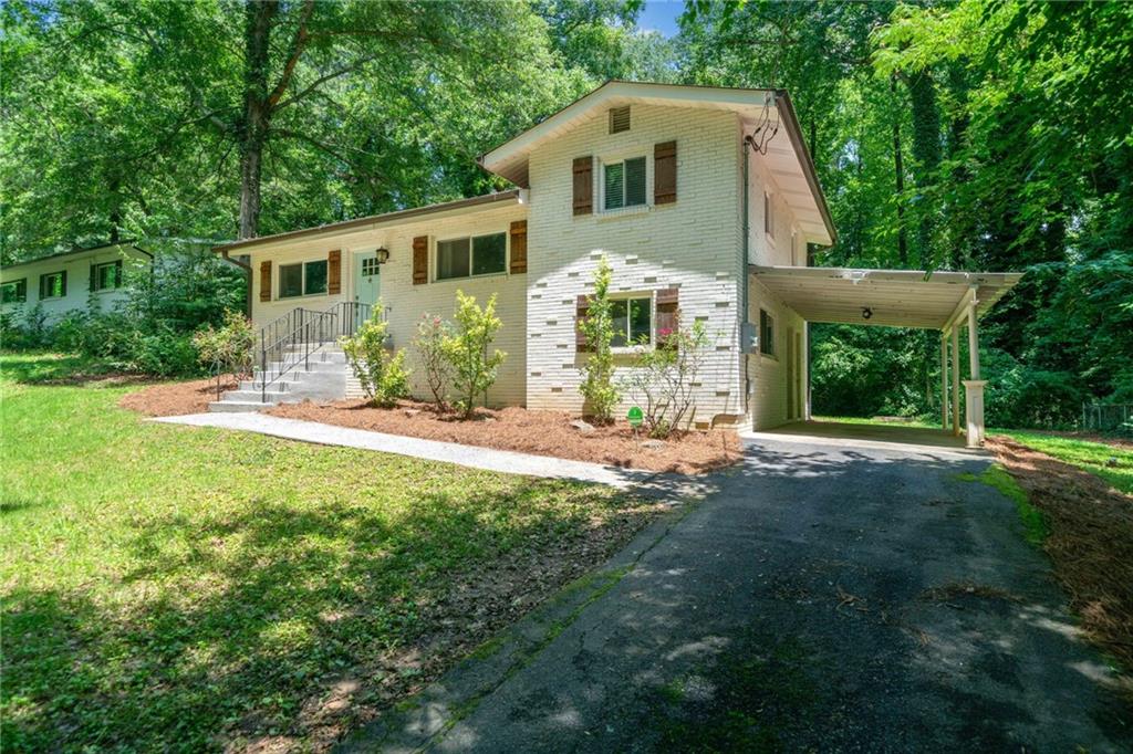 481 MEADOWBROOK Drive SE