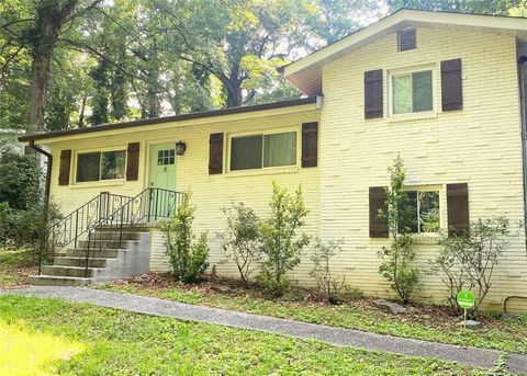 481 MEADOWBROOK Drive SE Marietta GA 30067