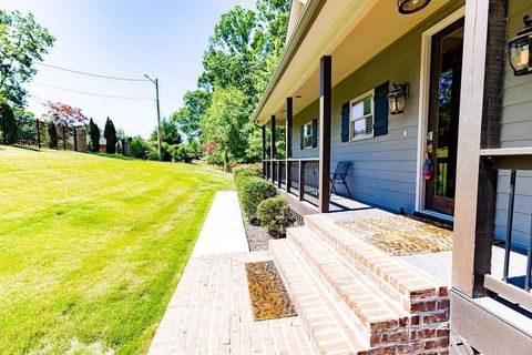 A home in Flowery Branch