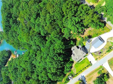 A home in Flowery Branch