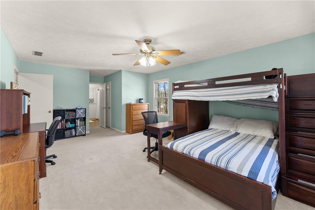 4076 Shady Circle, Lilburn, Georgia image 34