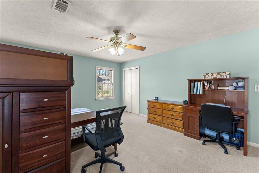 4076 Shady Circle, Lilburn, Georgia image 35
