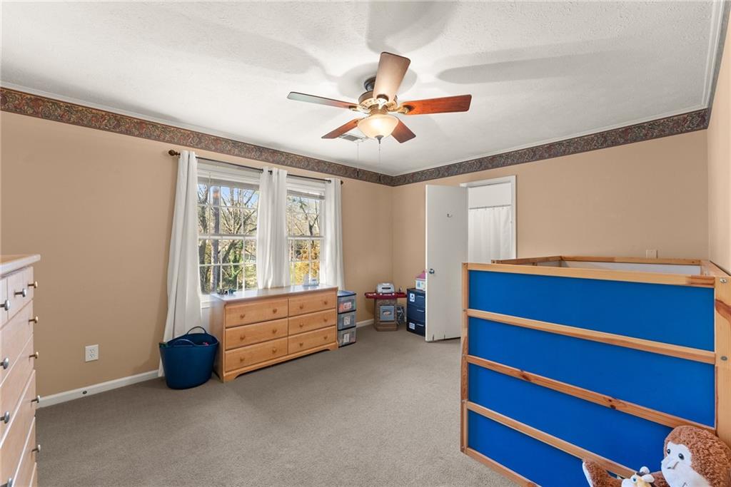 4076 Shady Circle, Lilburn, Georgia image 33