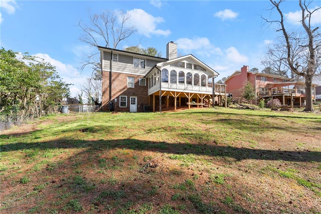4076 Shady Circle, Lilburn, Georgia image 42