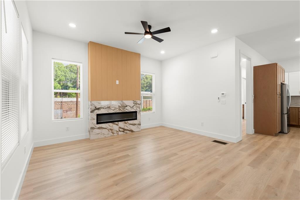 93 Ollie Street NW