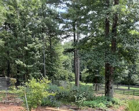 A home in Pendergrass