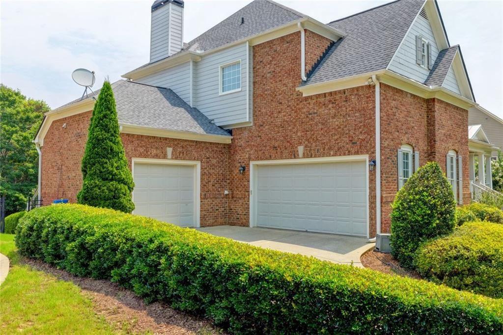4825 Meadow Park Lane