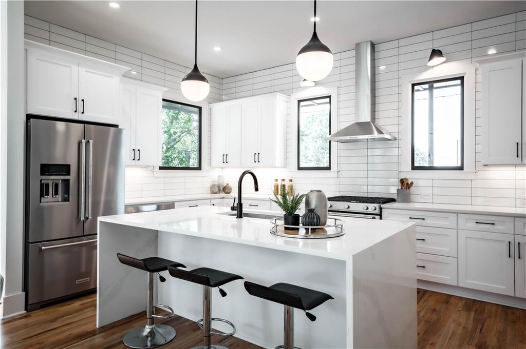 160 Holtzclaw Street SE