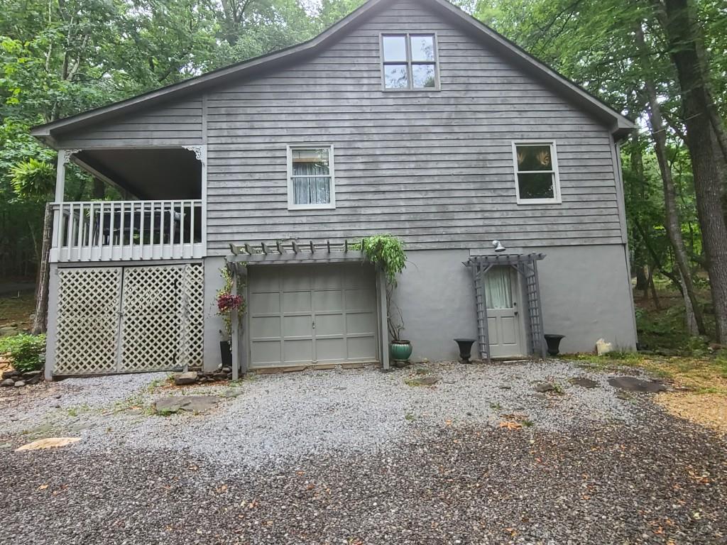 120 Rocky Stream Court