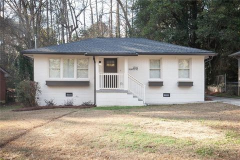 Photo of 2359 Polar Rock Avenue SW, Atlanta, GA 30315 (MLS # 7692697)