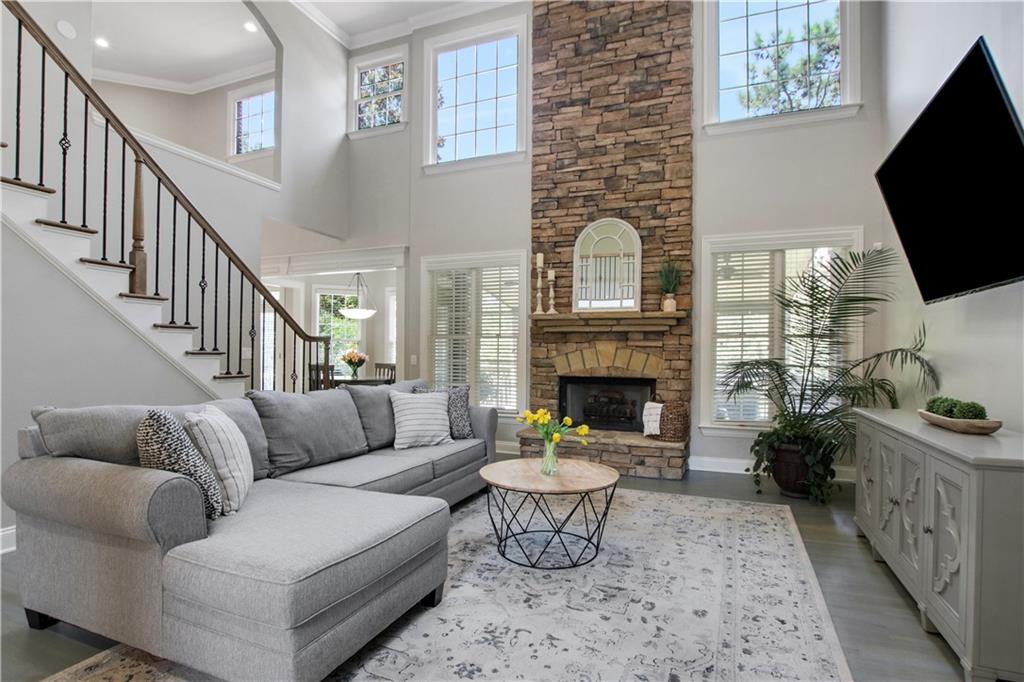 3905 Greenside Court