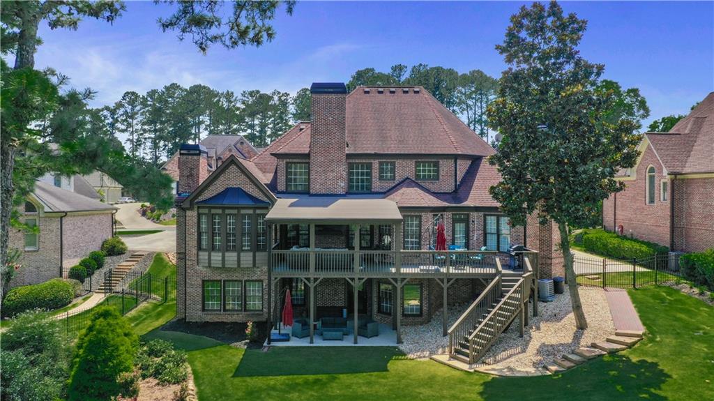3905 Greenside Court