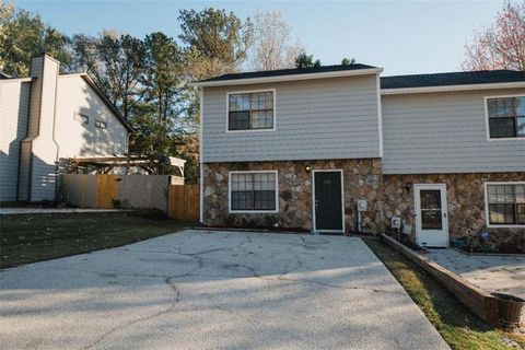 A home in Lithia Springs