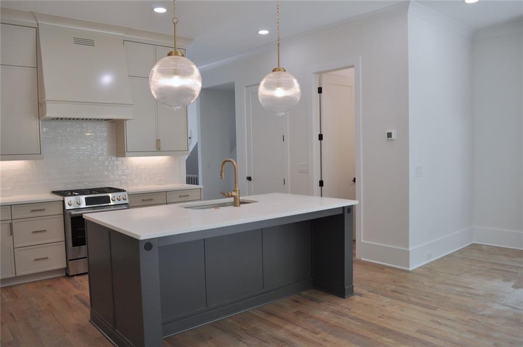 The Carlyle - Residential