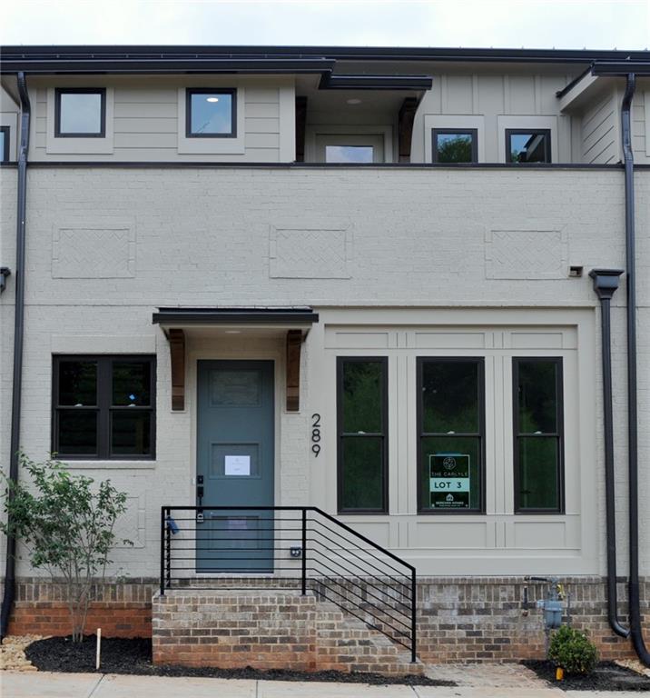 The Carlyle - Residential