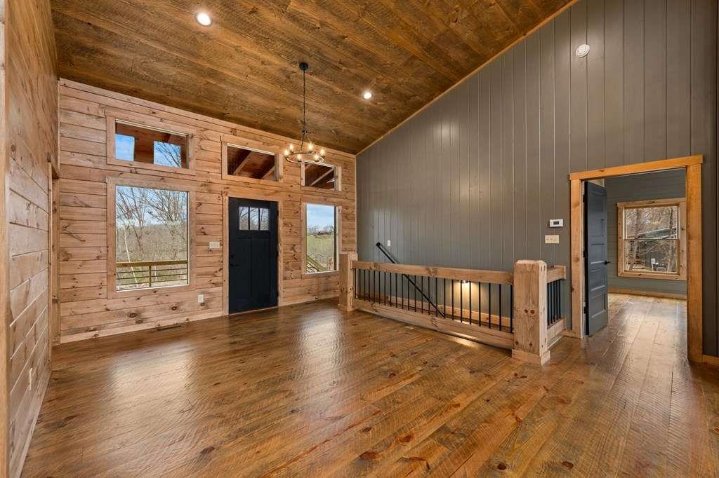 416 Windy Valley Trail