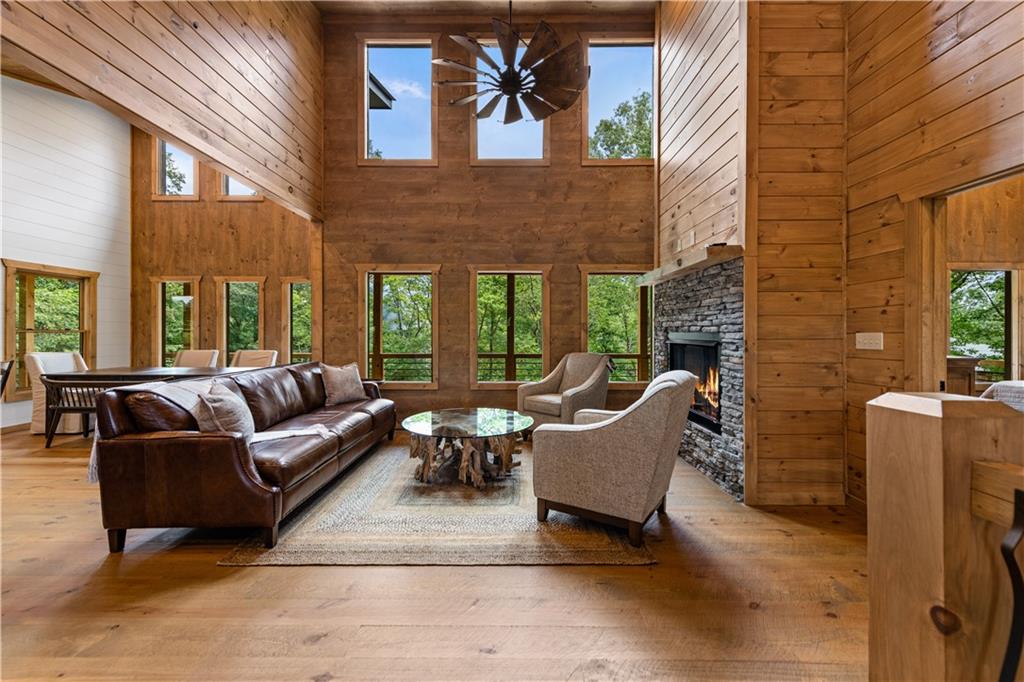 416 Windy Valley Trail
