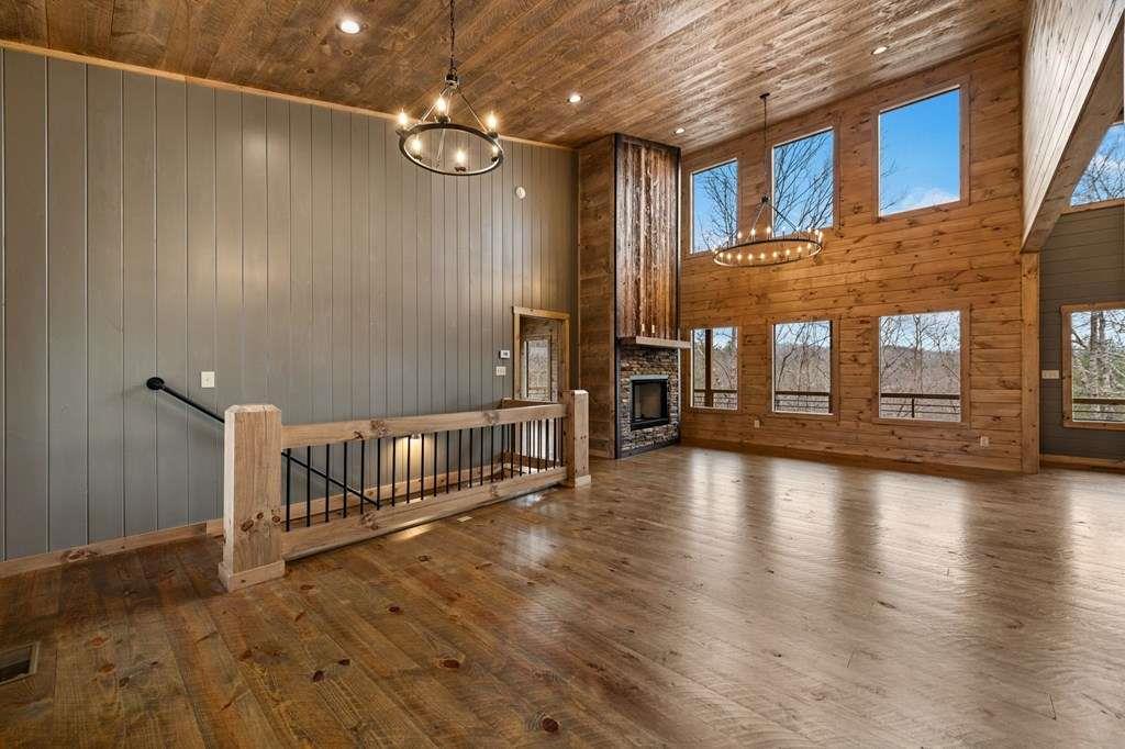 416 Windy Valley Trail