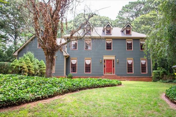 2646 Kinnett Drive, Lilburn, Georgia image 1
