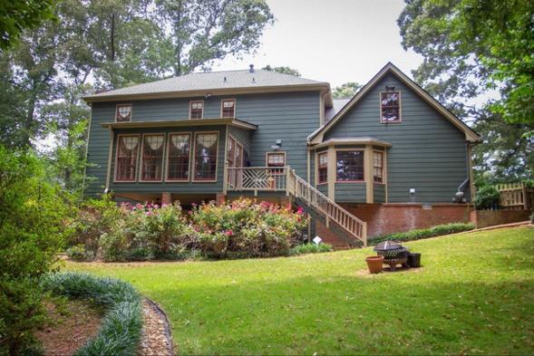 2646 Kinnett Drive, Lilburn, Georgia image 2