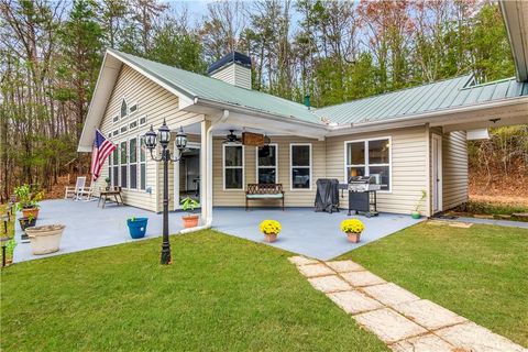 A home in Ellijay