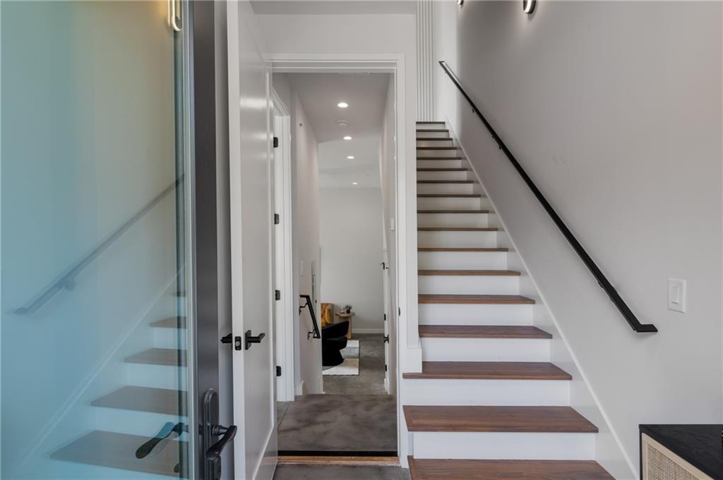 105 Georgia Avenue SE 5