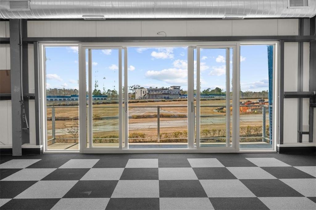 702 Joe Lane Cox Road 106