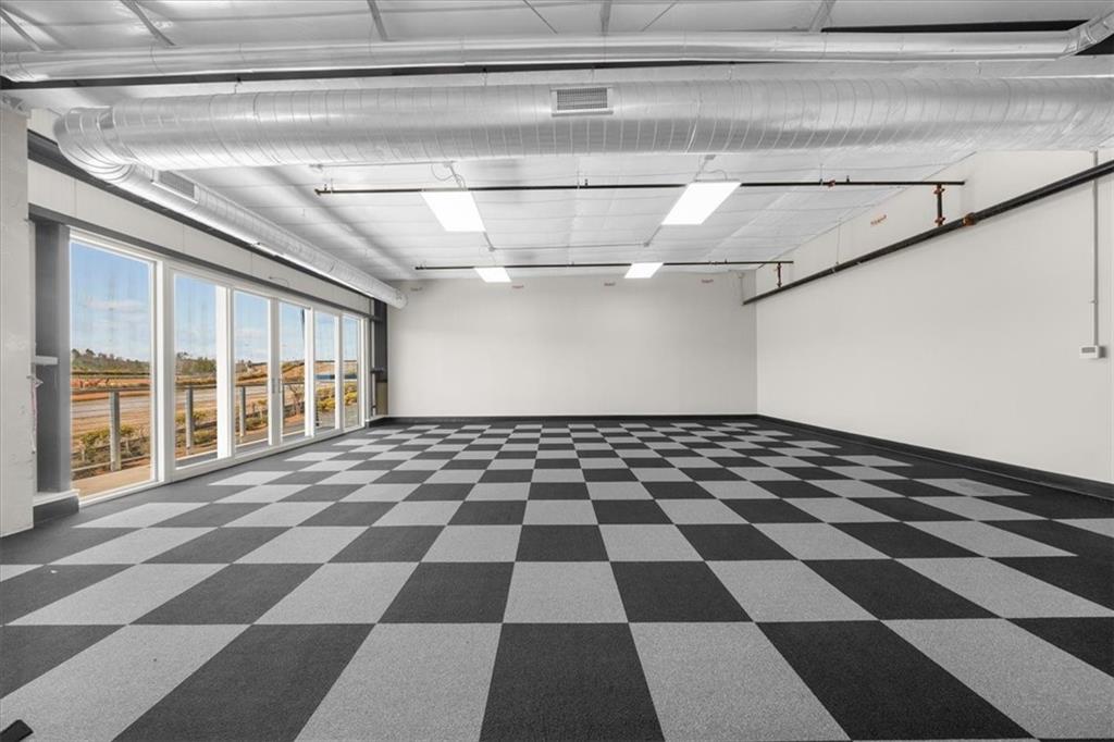 702 Joe Lane Cox Road 106