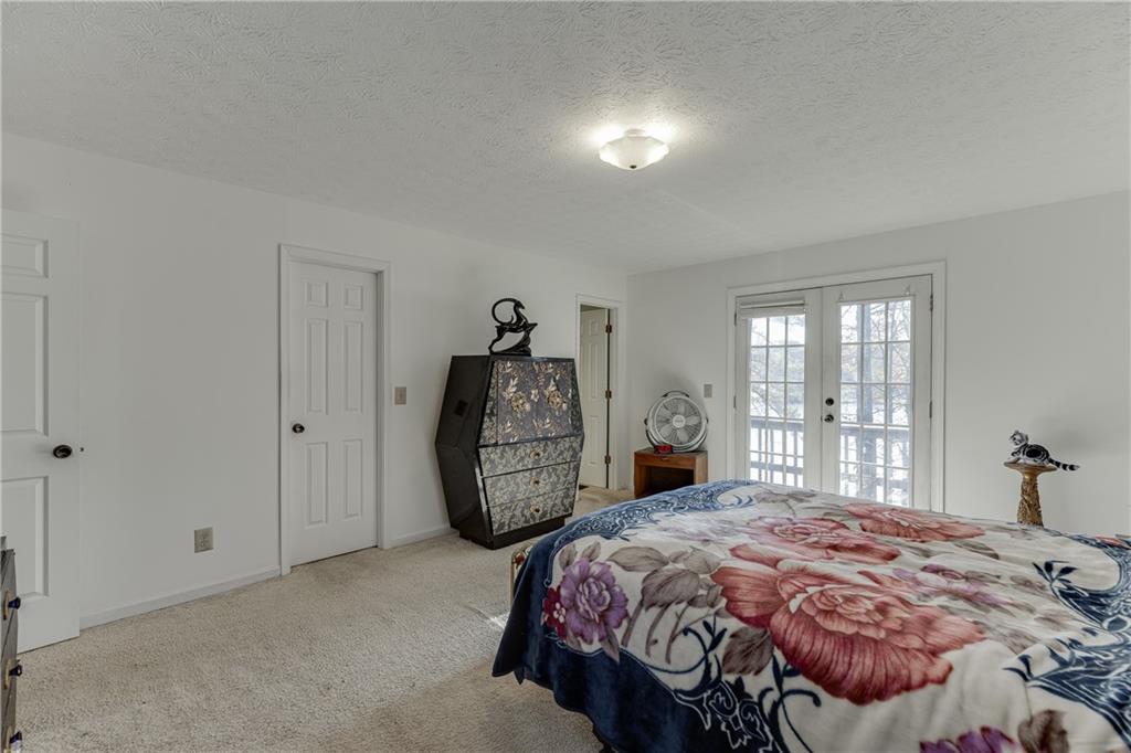 Summit Chase - Residential