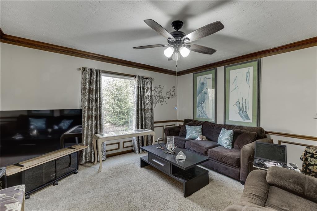 Summit Chase - Residential