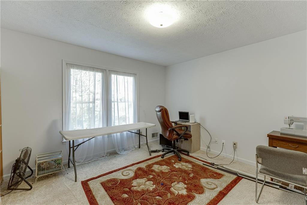 Summit Chase - Residential