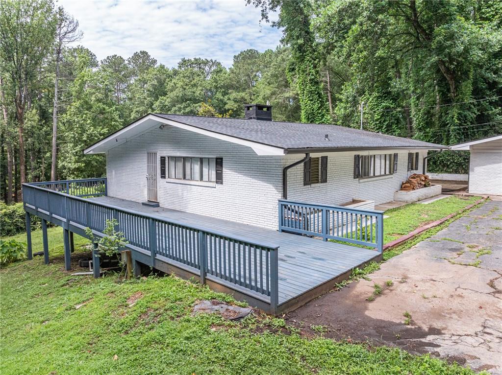 8035 ROCKBRIDGE Road