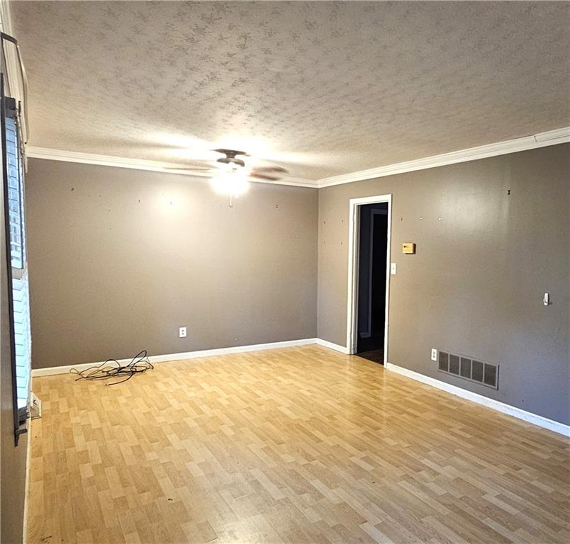 2 Thornwood Drive