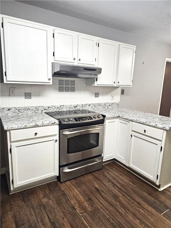 2 Thornwood Drive