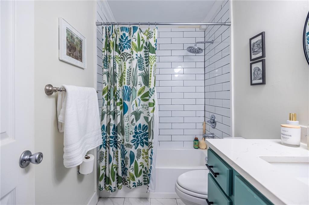 520 Park Avenue SE 9