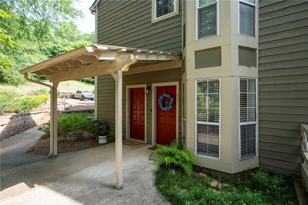 607 Riverview Drive SE 607