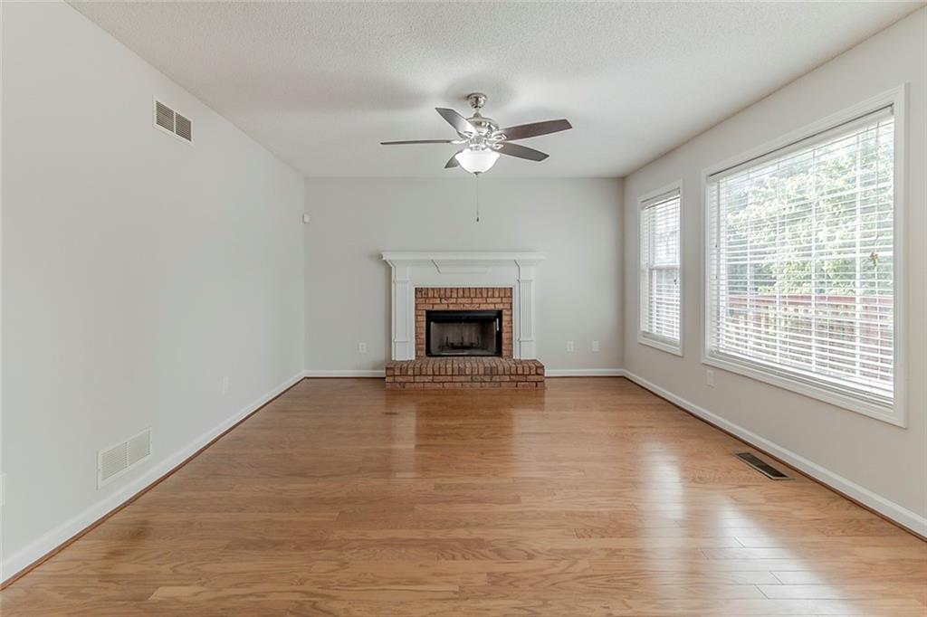 3717 Lockerbie Lane, Powder Springs, Georgia image 2