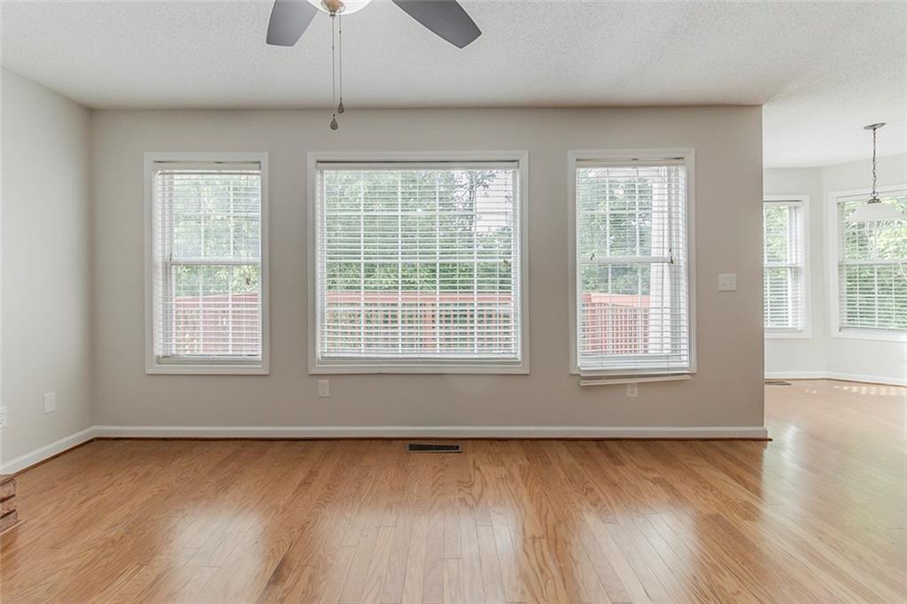 3717 Lockerbie Lane, Powder Springs, Georgia image 7