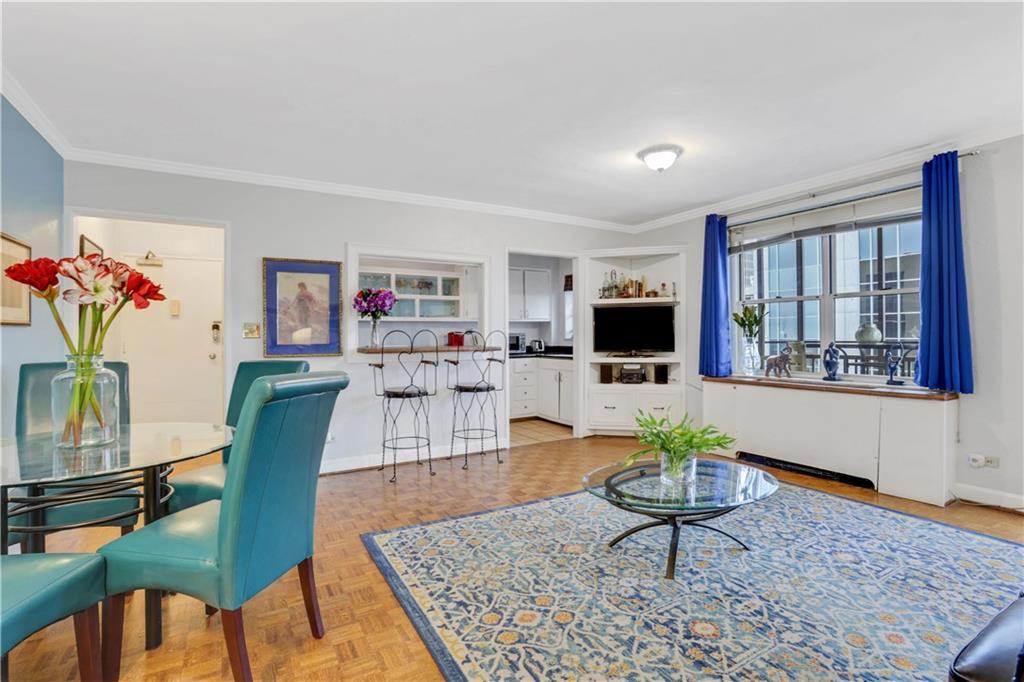 300 Peachtree Street NE 22N