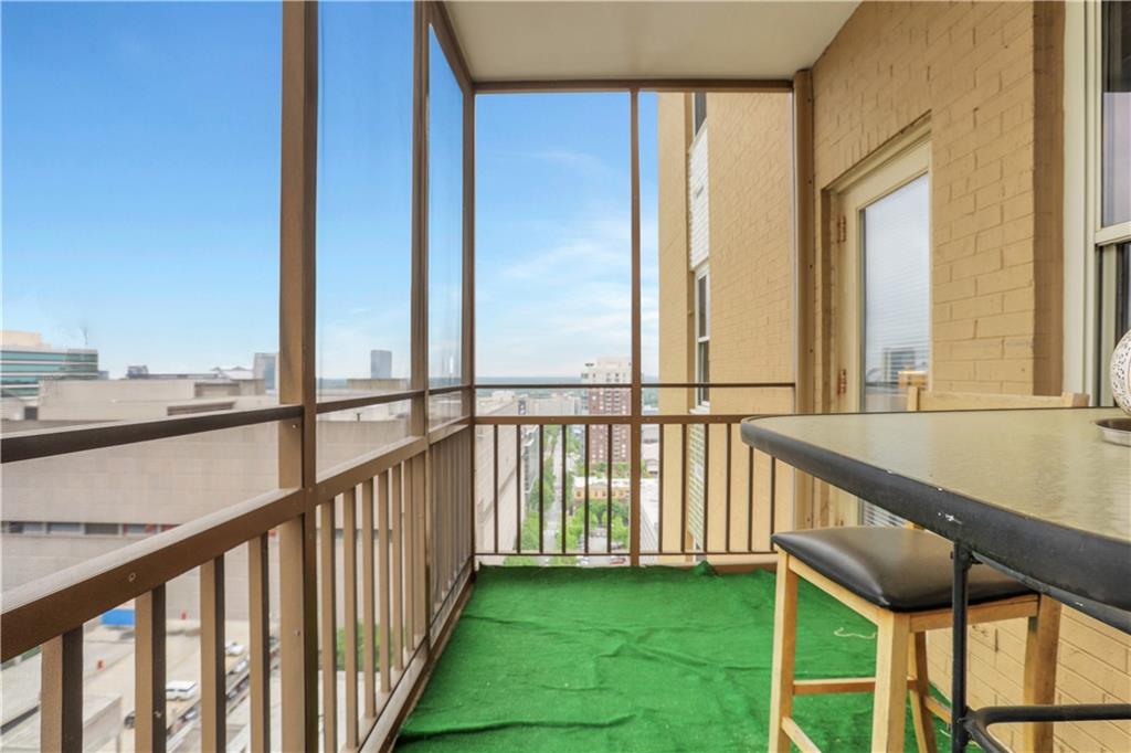 300 Peachtree Street #22N, Atlanta, Georgia image 17
