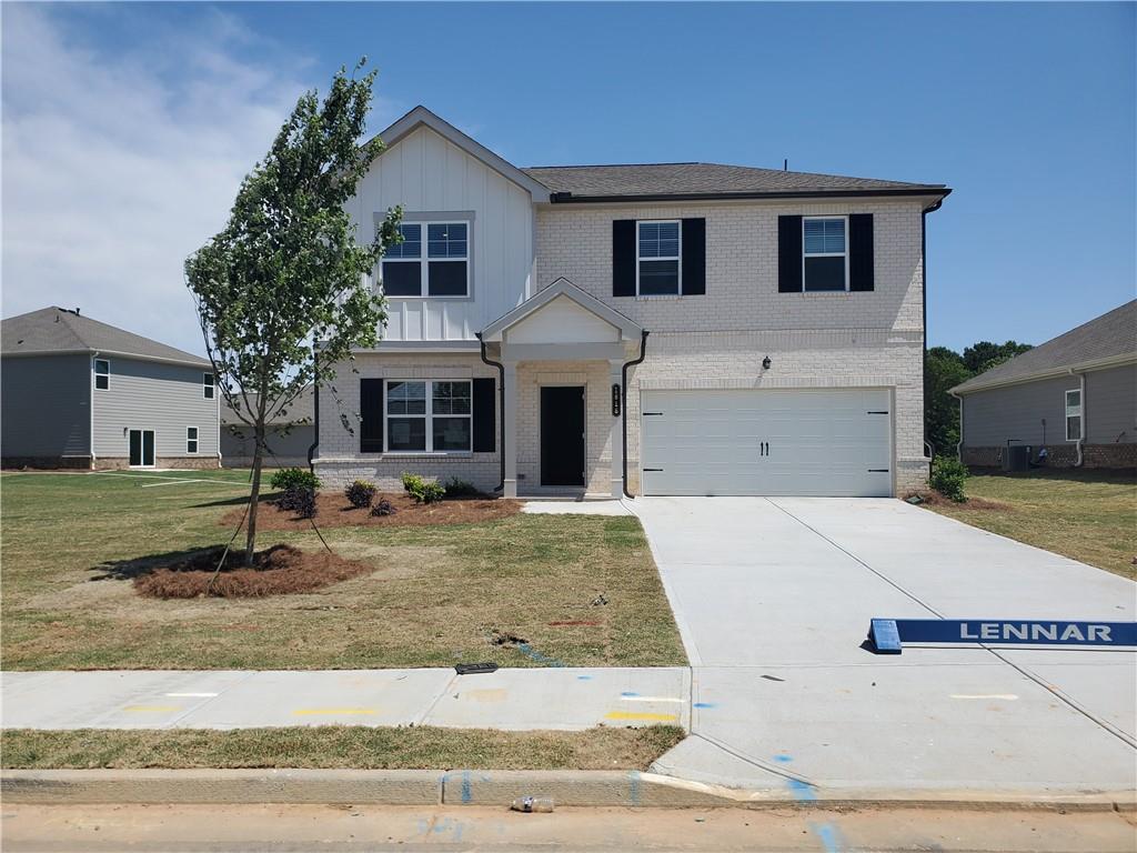 In Loganville, GA Watson Farms community! This two-story 4 bedroom, 2.5 bath offers 2,542 Sq ft fit for modern comfort and living. Main floor boasts an open concept kitchen and living space complete with luxury vinyl plank flooring, white cabinetry, granite countertops, stainless steel appliances, kitchen island, dining/flex room, sliding glass doors that lead to your outdoor patio and a 2 car garage. Upstairs is a cozy loft surrounded by three secondary bedrooms and an owner's suite, which comes with an adjoining bathroom and walk-in closet. This is within minutes from eateries, shopping and entertainment off Hwy 124, Grayson Hwy and Hwy 78! Beautiful parks nearby and close to schools!. *** Home will be available for the Sept 1st 2025 move-in! Contact us for a tour! Renter responsible for all utilities. Small pets are allowed. No Airbnb and/or subletting allowed.
Landlord is a licensed Georgia Real Estate Agent.