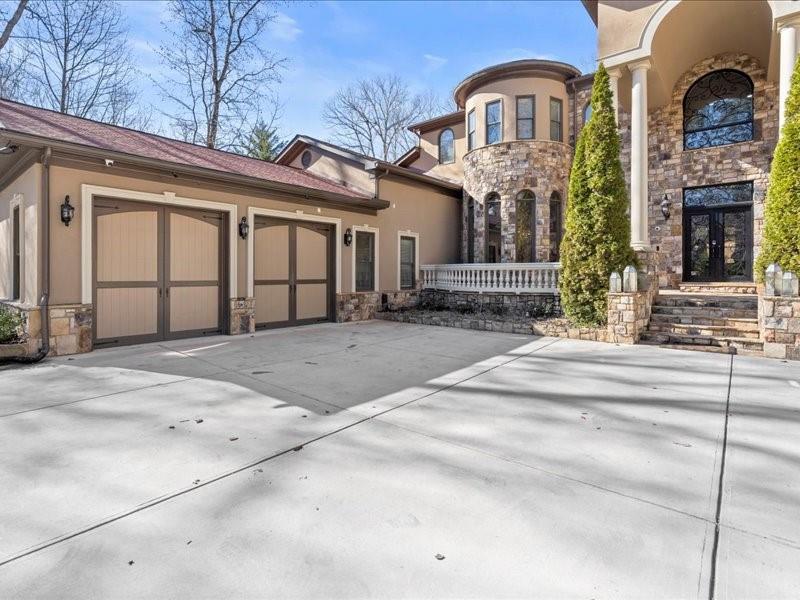 1416 Walcutts Way NW