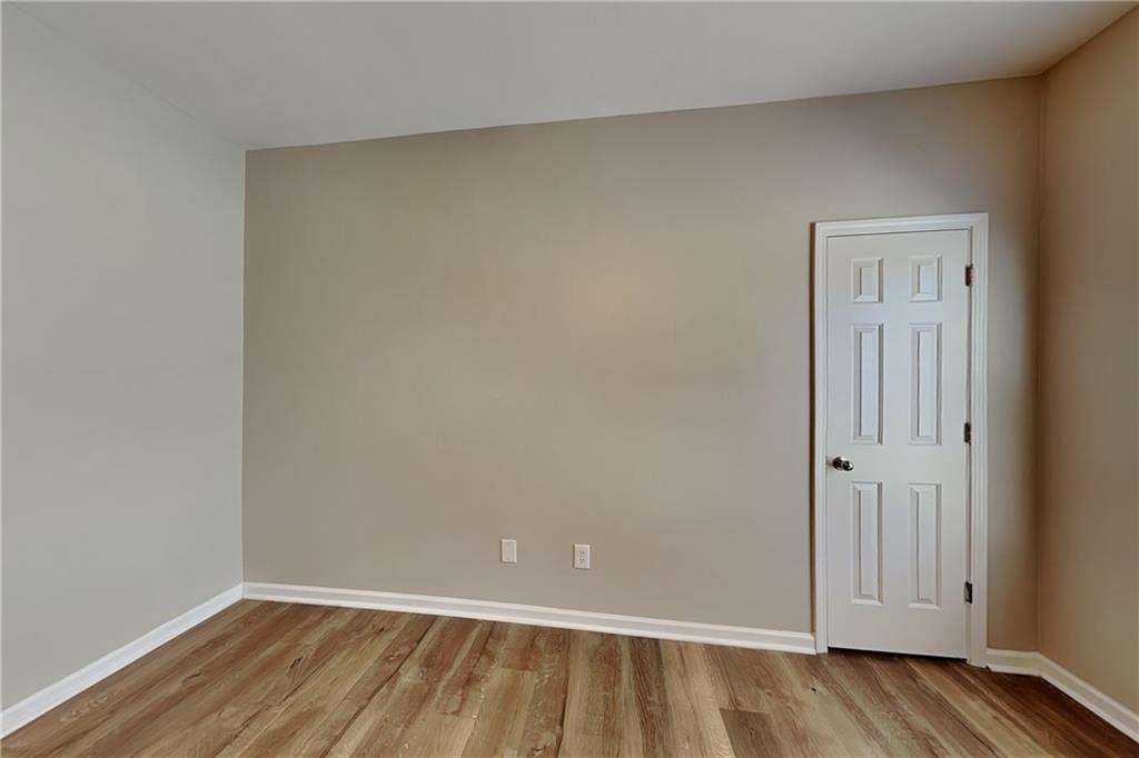 4590 Carver Court, Cumming, Georgia image 13